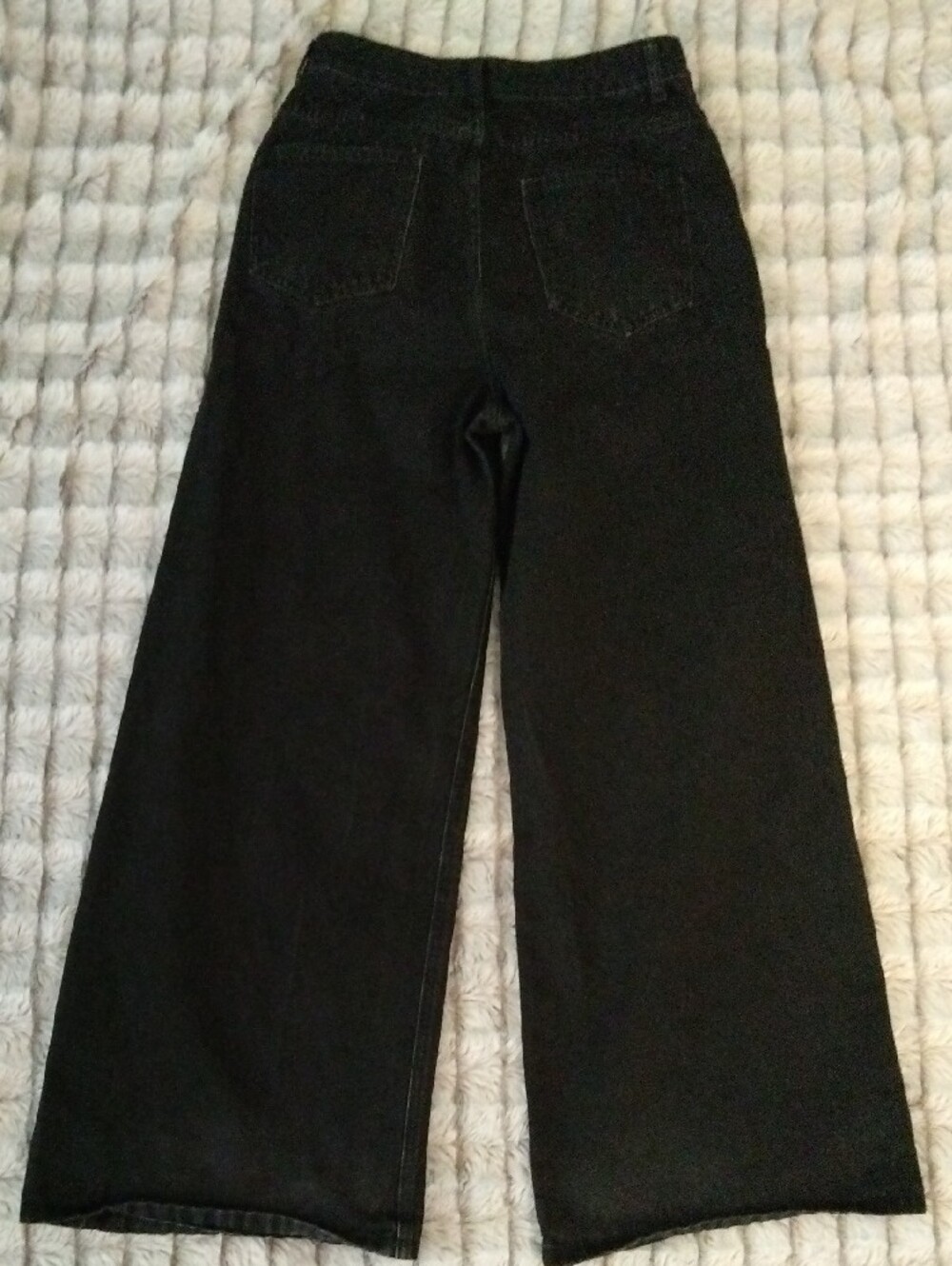Wide-Leg Black Jeans - Classic Flare - Picture 8 of 8